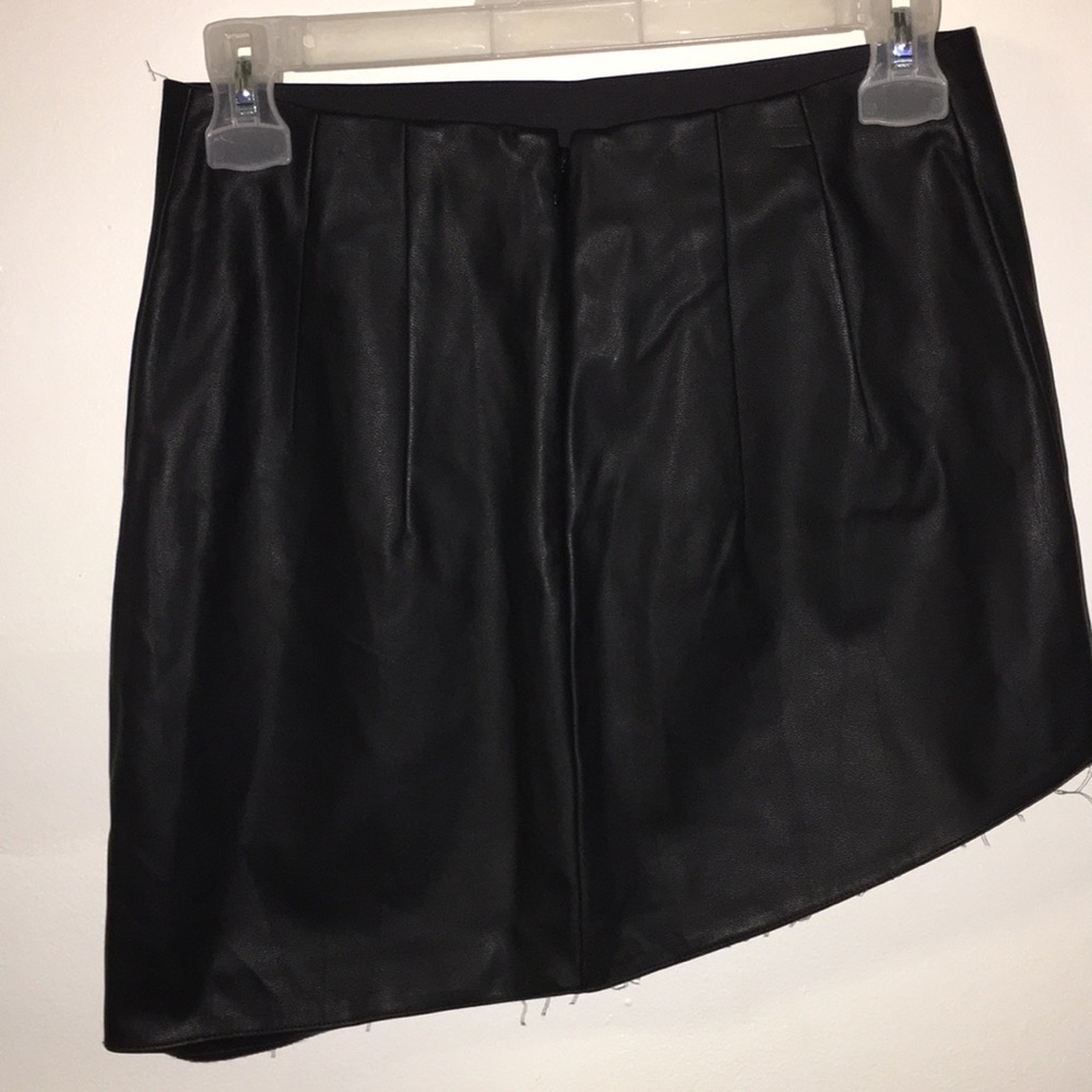 Skirt - Picture 2 of 4
